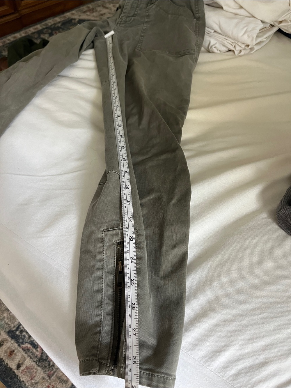 Madewell Skinny Fatigue Utility Cargo Pants Olive Green Ankle Zip Size 26 - Picture 11 of 16